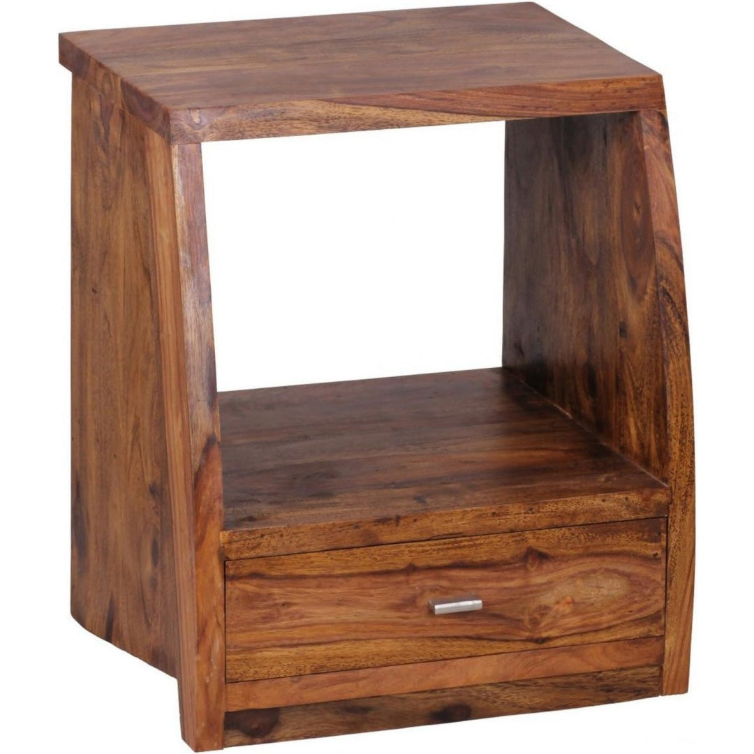 Der Nachttisch nimmt mit 45 x 40 x 53 cm Gestalt an