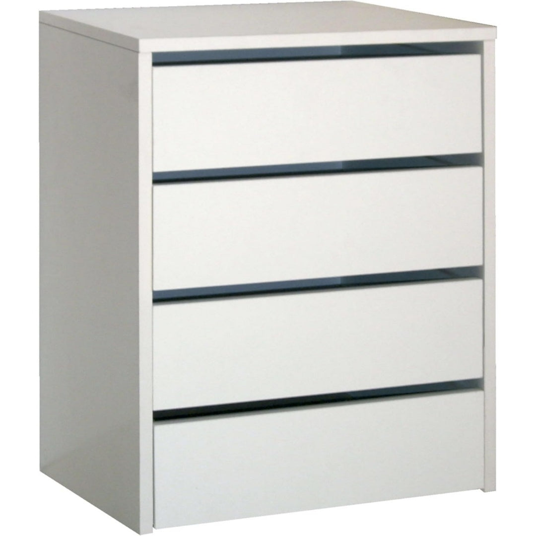 Beschichtete Flaechen praegen das Sideboard in Weiss