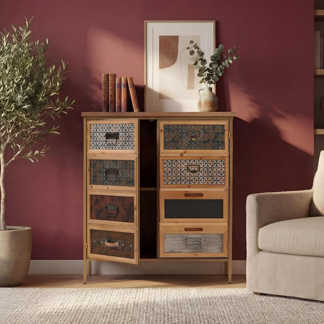 Geschlossener Stauraum an dem Sideboard mit 94 x 35 x 80 cm
